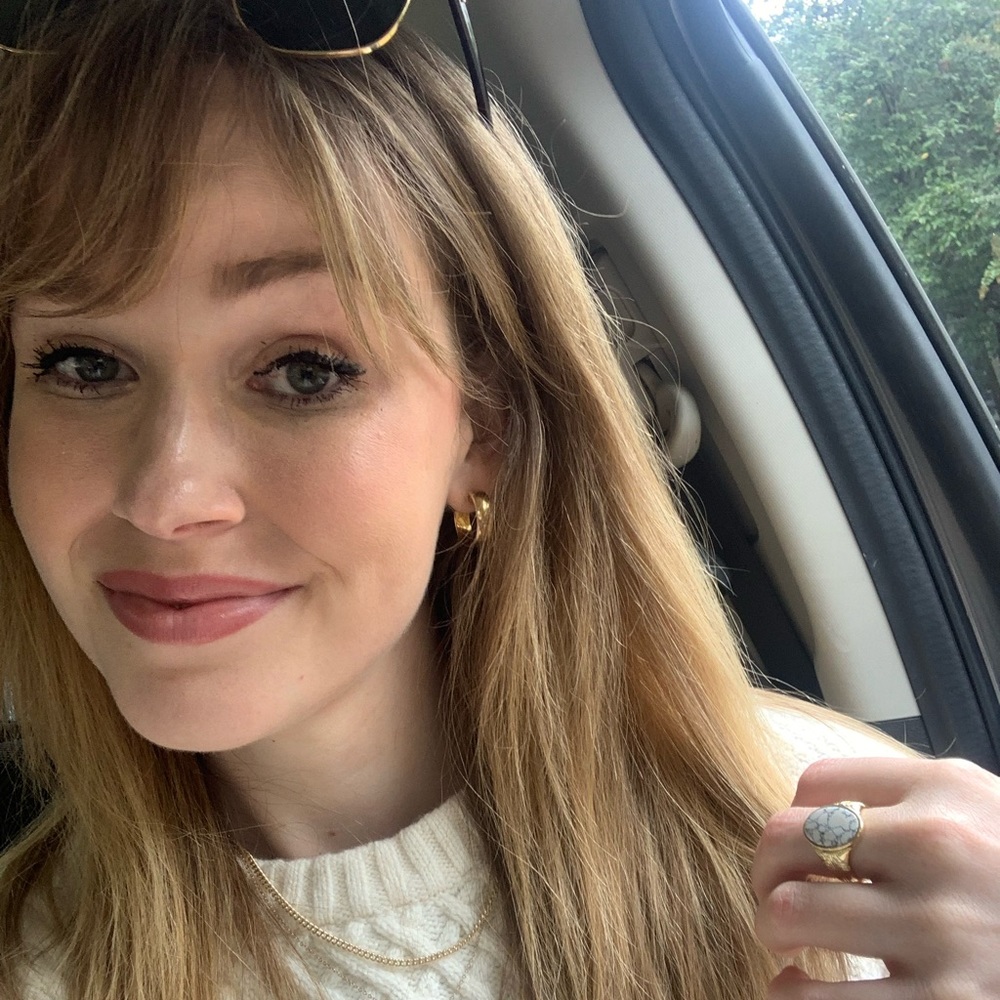 Meet your Posher, Hannah